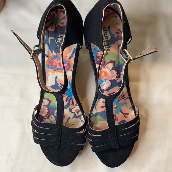 Charlotte Russe platform heels Sandles - Picture 2 of 7